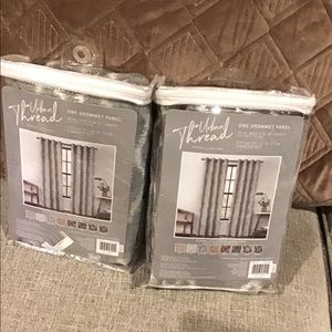 Curtain